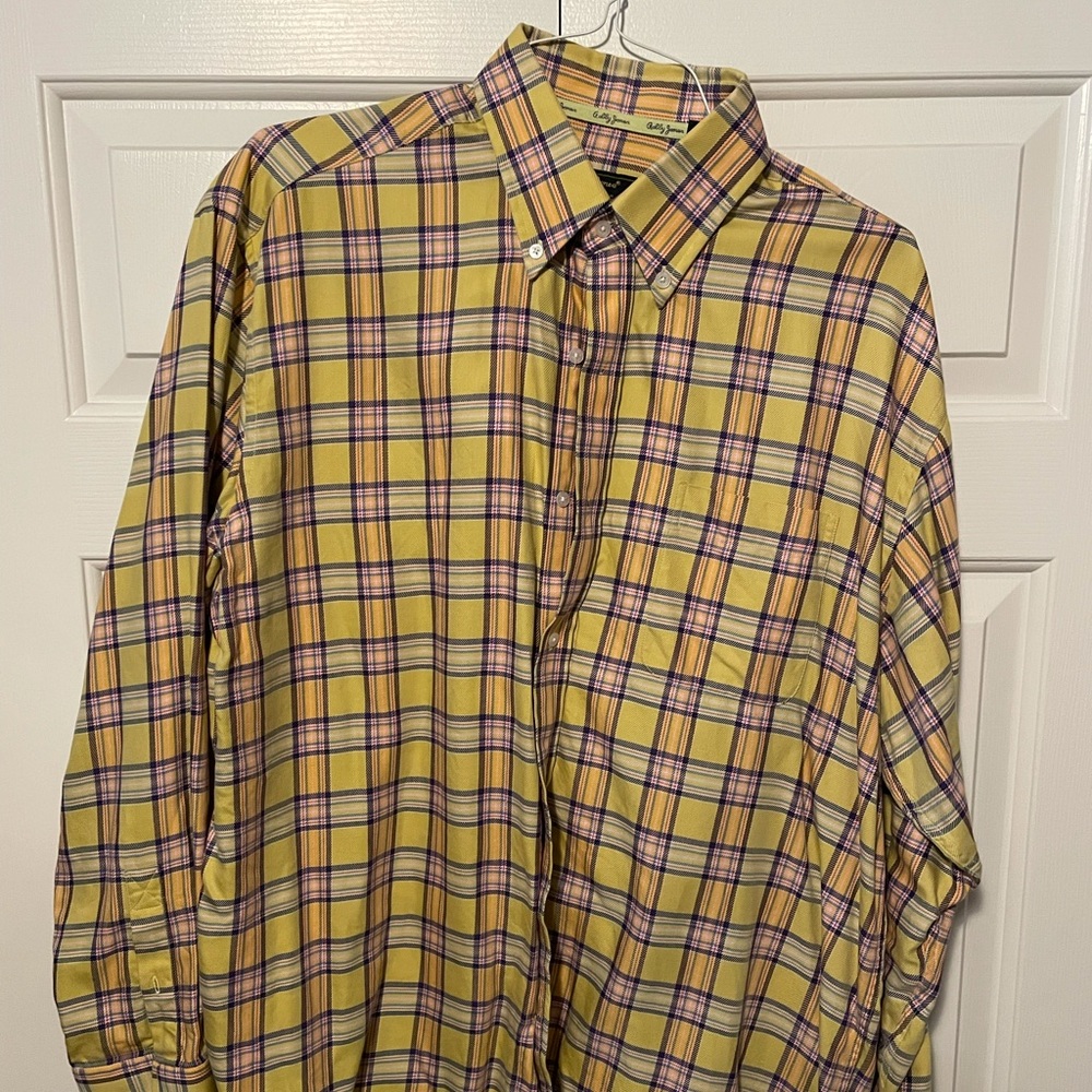 Bobby Jones Collection, Yellow button down shirt. Woven in Italy. XL 16.5-17